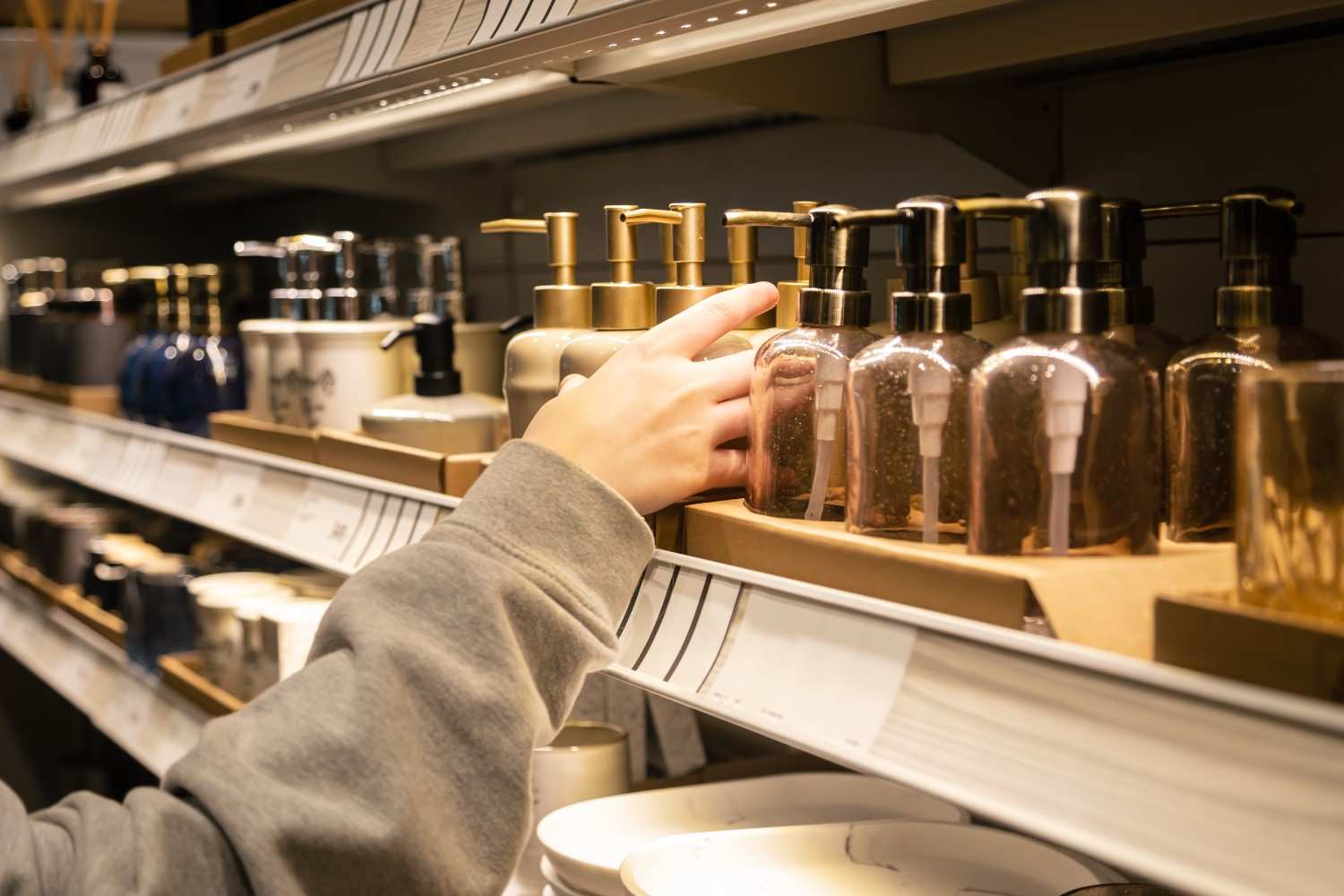 Strategic White Spaces in the Asia Premium Personal Care Market: Identifying High-Growth Segments Before They Scale