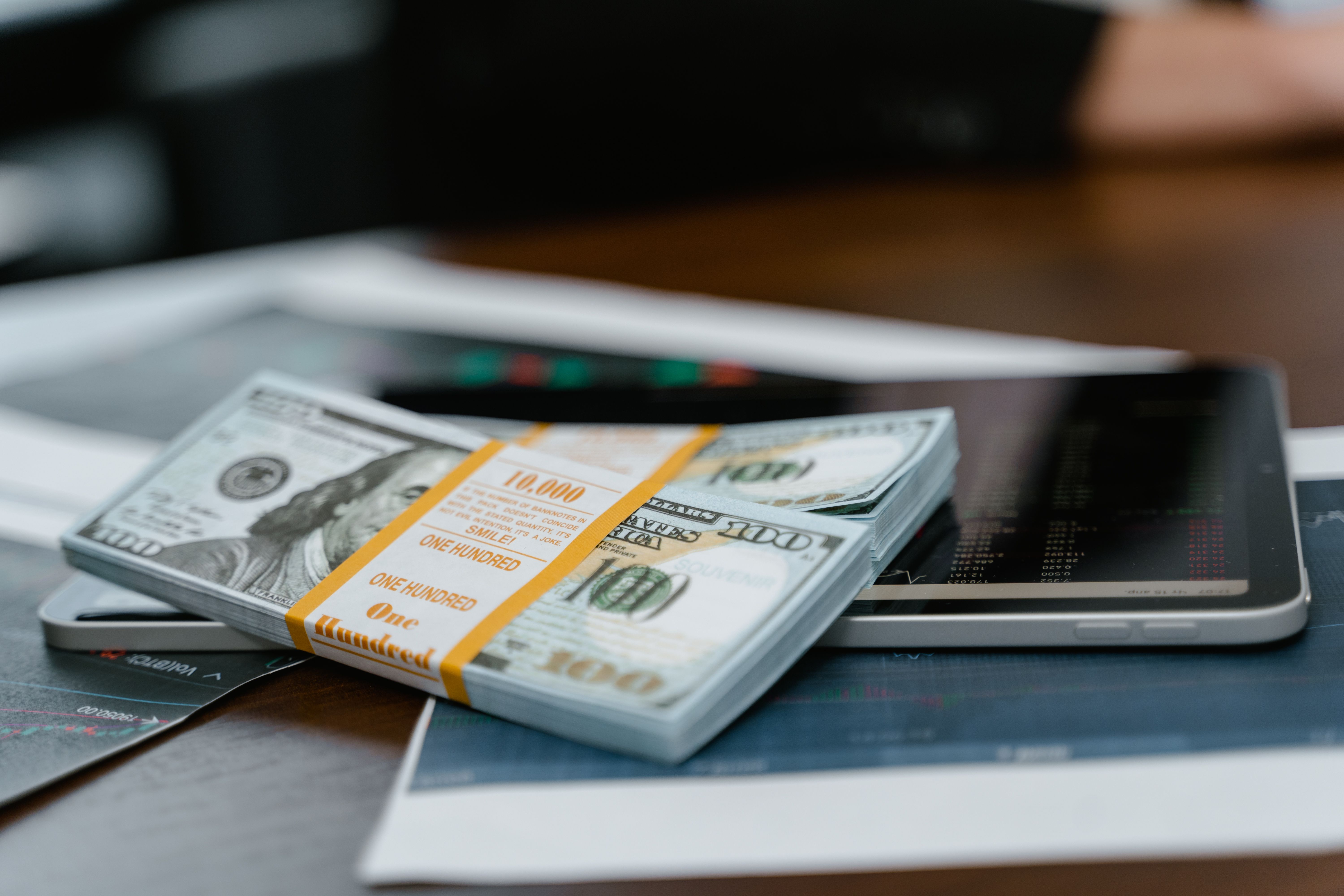 The True Cost of a New Core: TCO, Pricing Models and the Vendor Roadmap Race