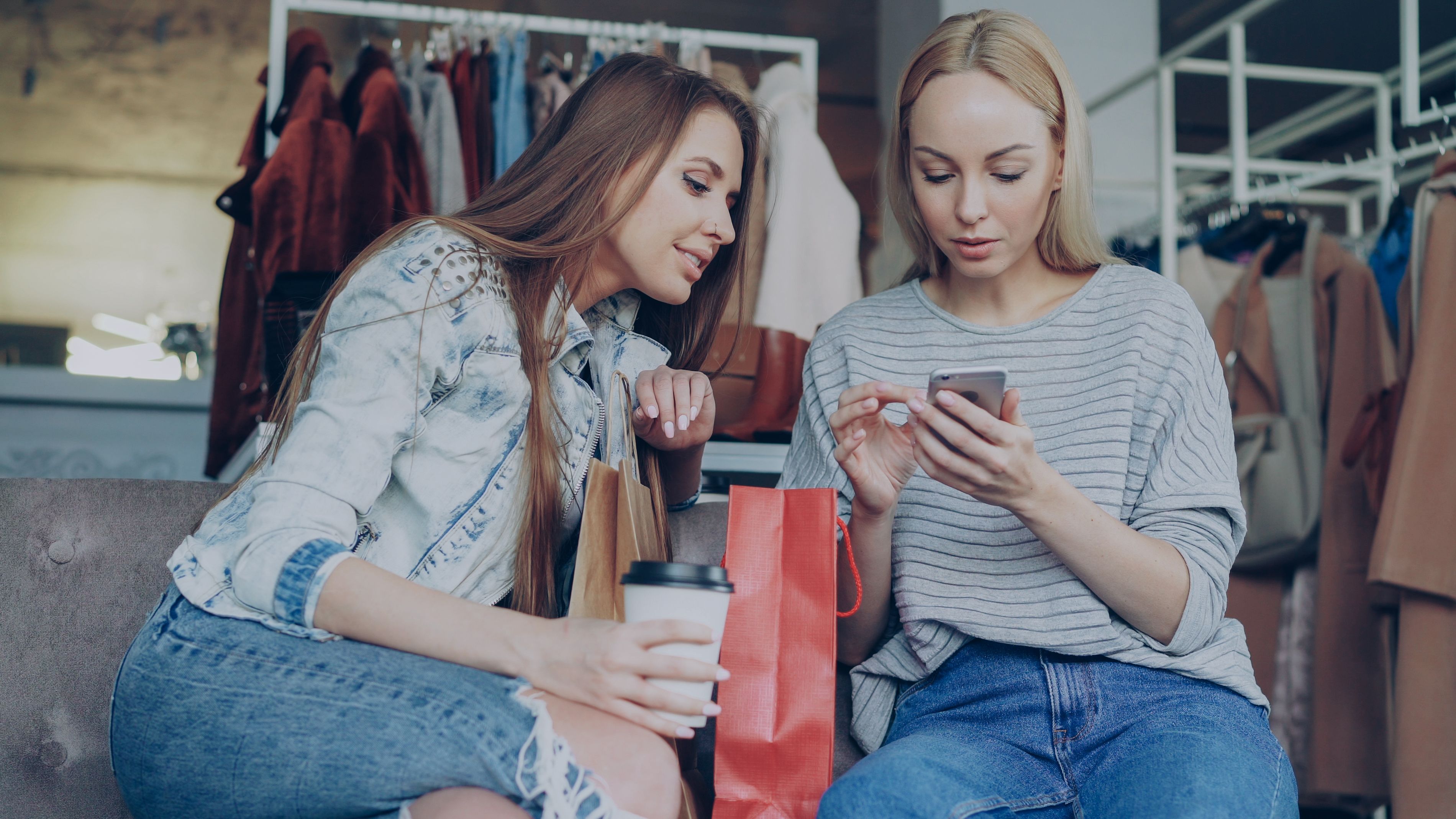 The Psychology Behind Why Consumers Remember Some Ads and Forget Others
