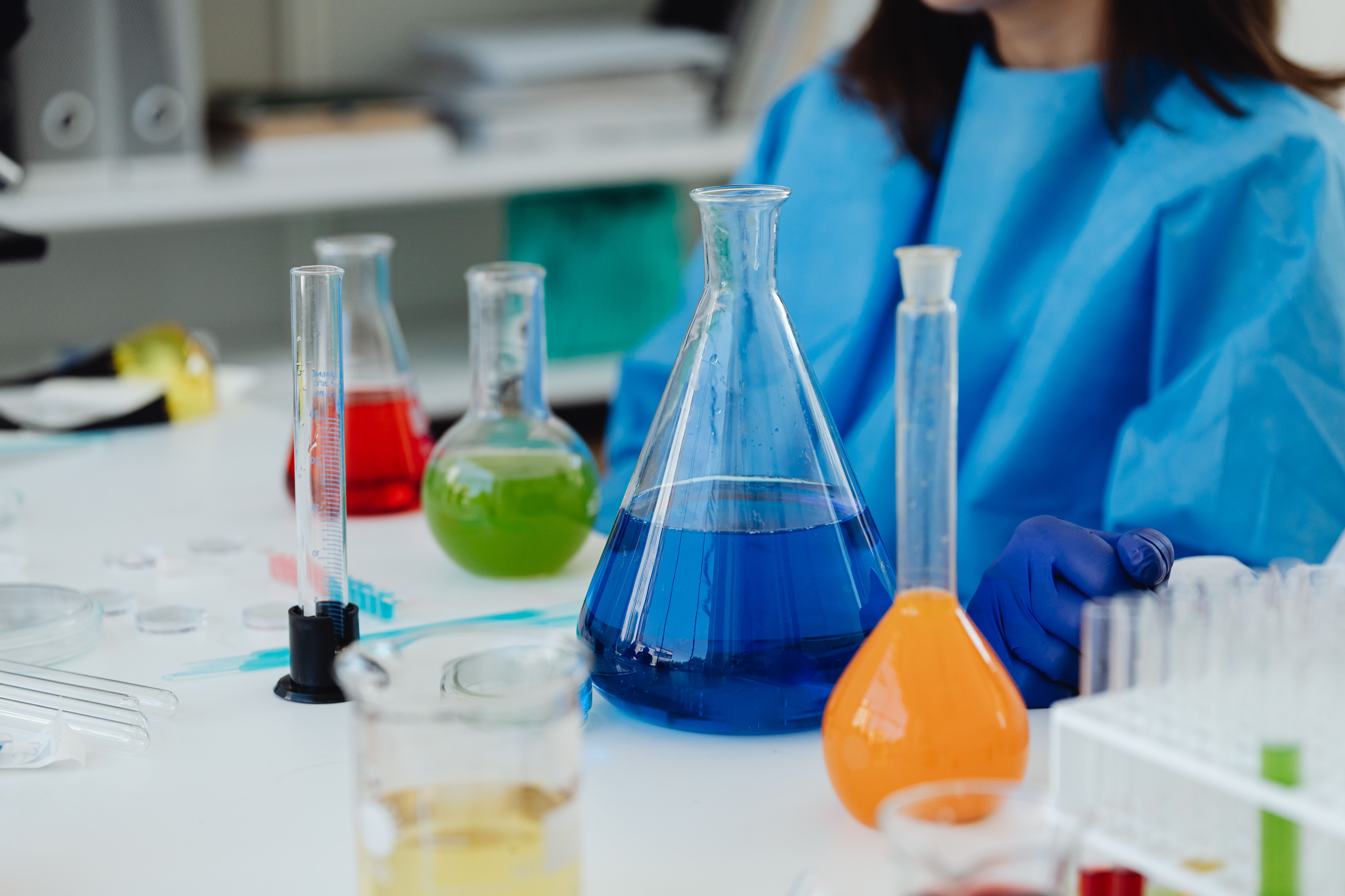 The Role of Japanese Chemical Giants in Building a Global Specialty Materials Ecosystem