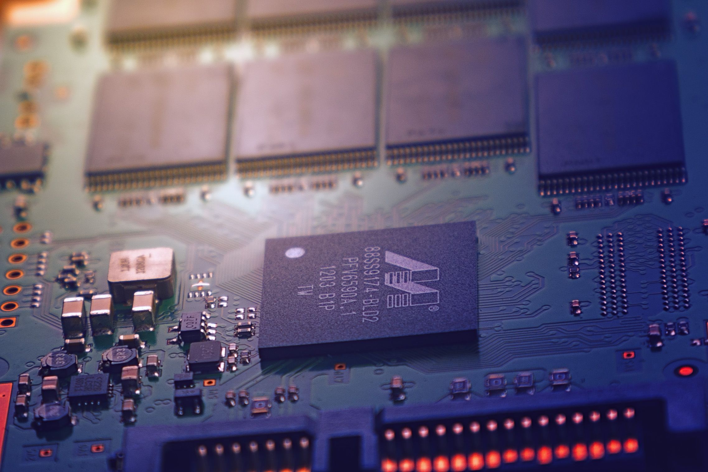 Automotive-Grade Semiconductors: Why Reliability Standards Are So Different