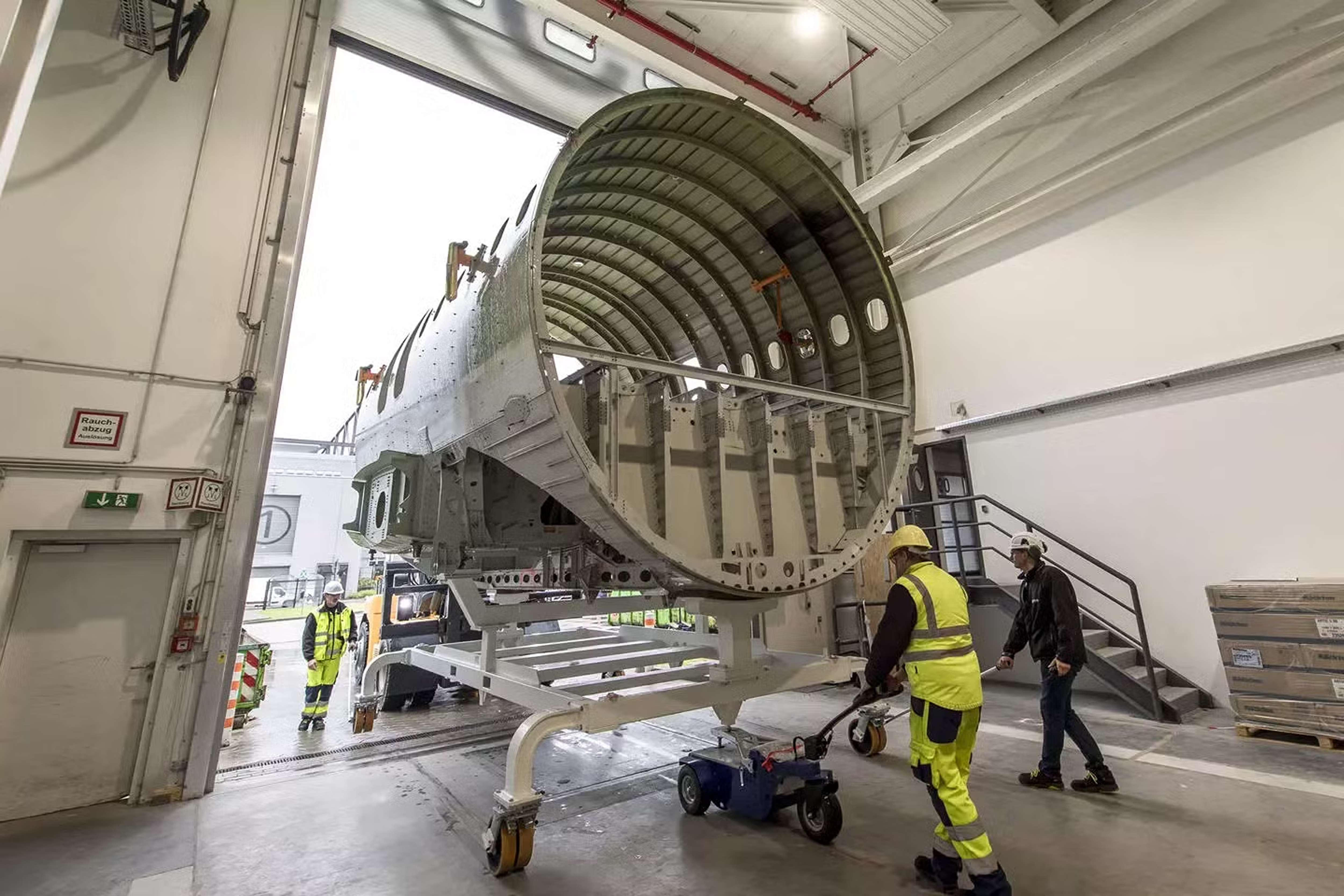 Helping a Tier-1 Aerostructures Supplier Size the Market for Composite Fuselage Components
