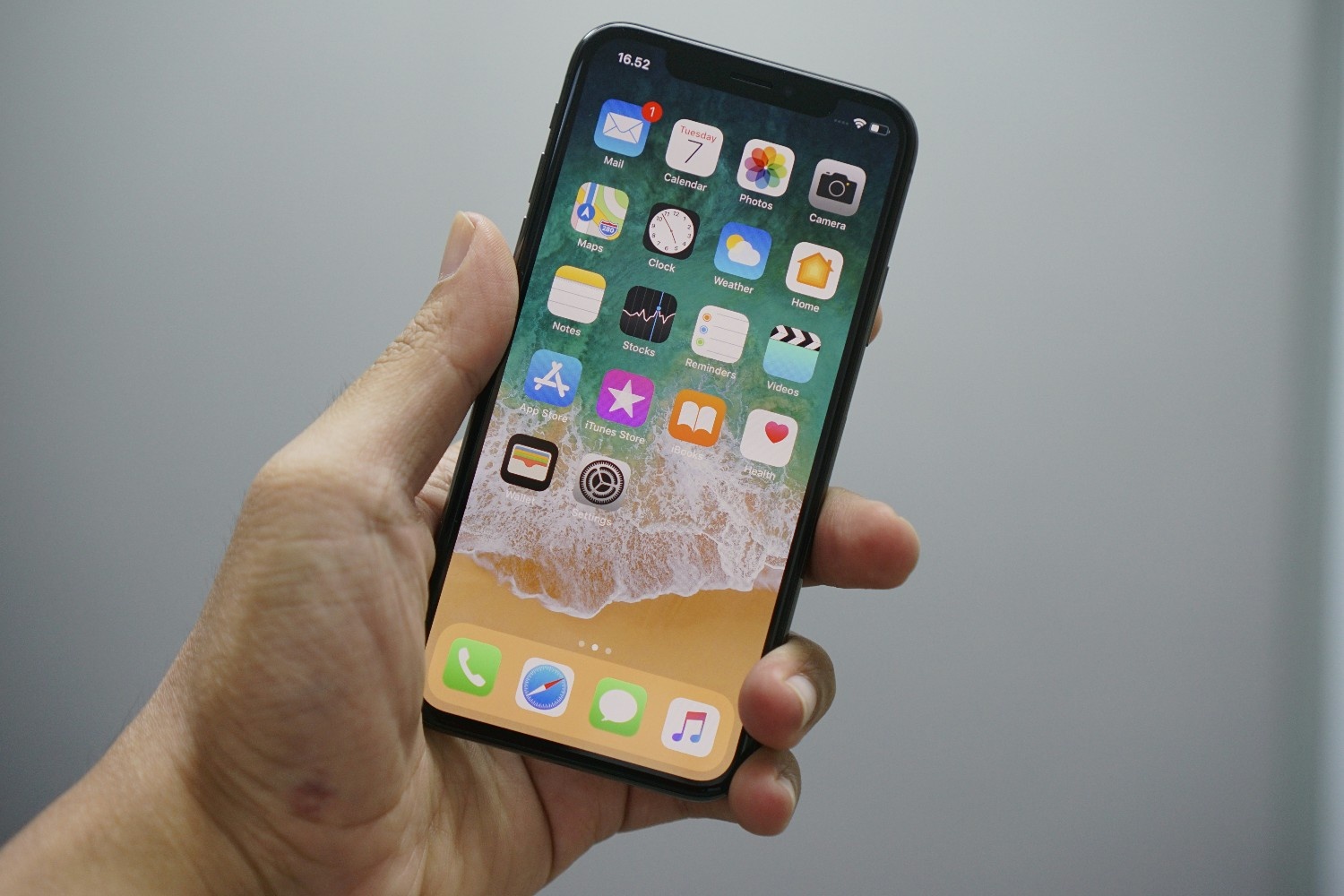 Apple's Brand Health Hits New Highs: NPS Climbs to 70 as Unaided Awareness and Top-of-Mind Recall Strengthen